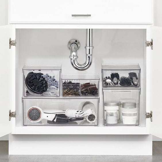 Clear pull-out drawers