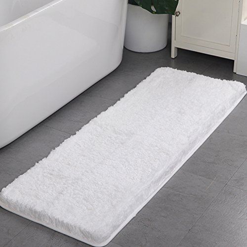 Soft rug for spa-like bathroom