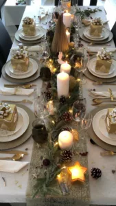 Rustic Christmas table setting