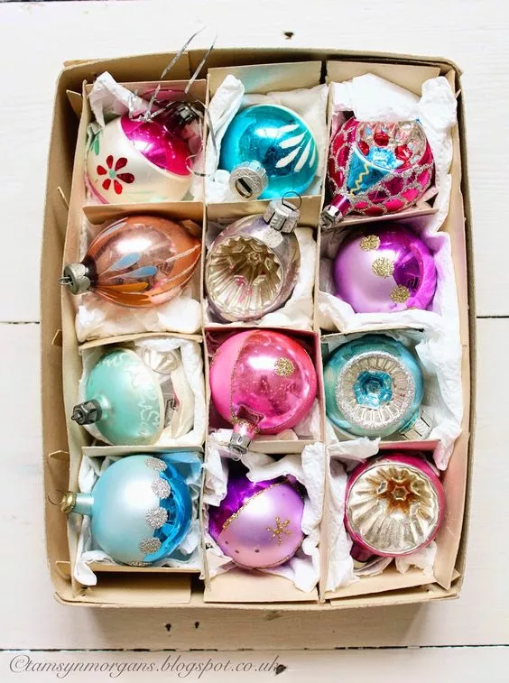 Box transformed into Christmas bauble storage