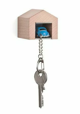 Key holder as garage